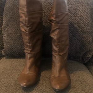 Size 10 boots- used